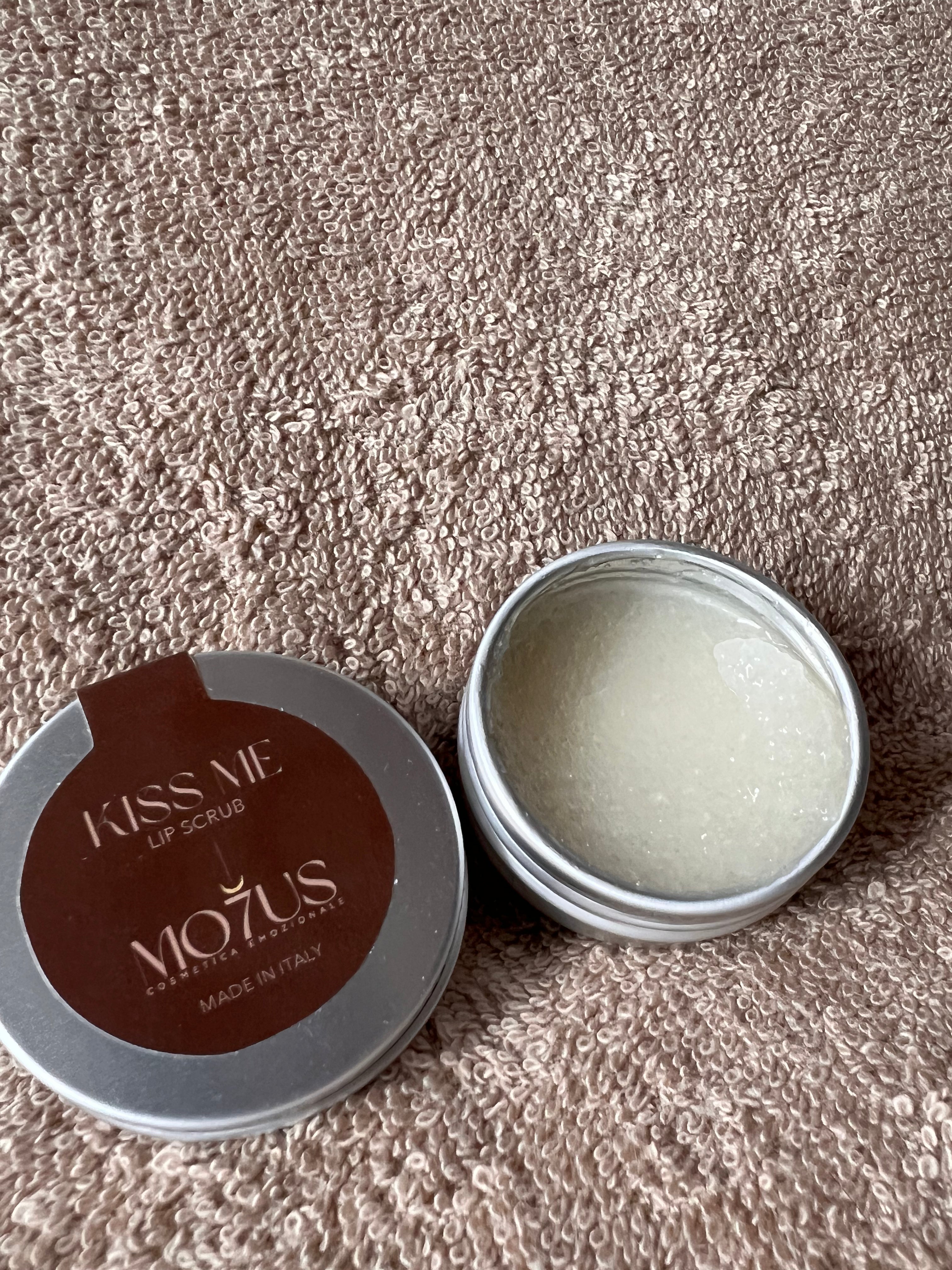 Kiss Me - Lip Scub - biscotto